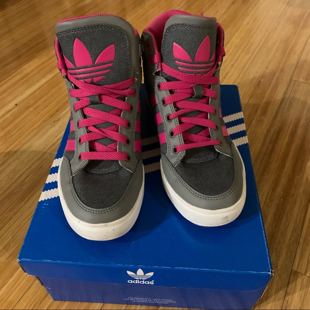 Adidas Original Sneakers